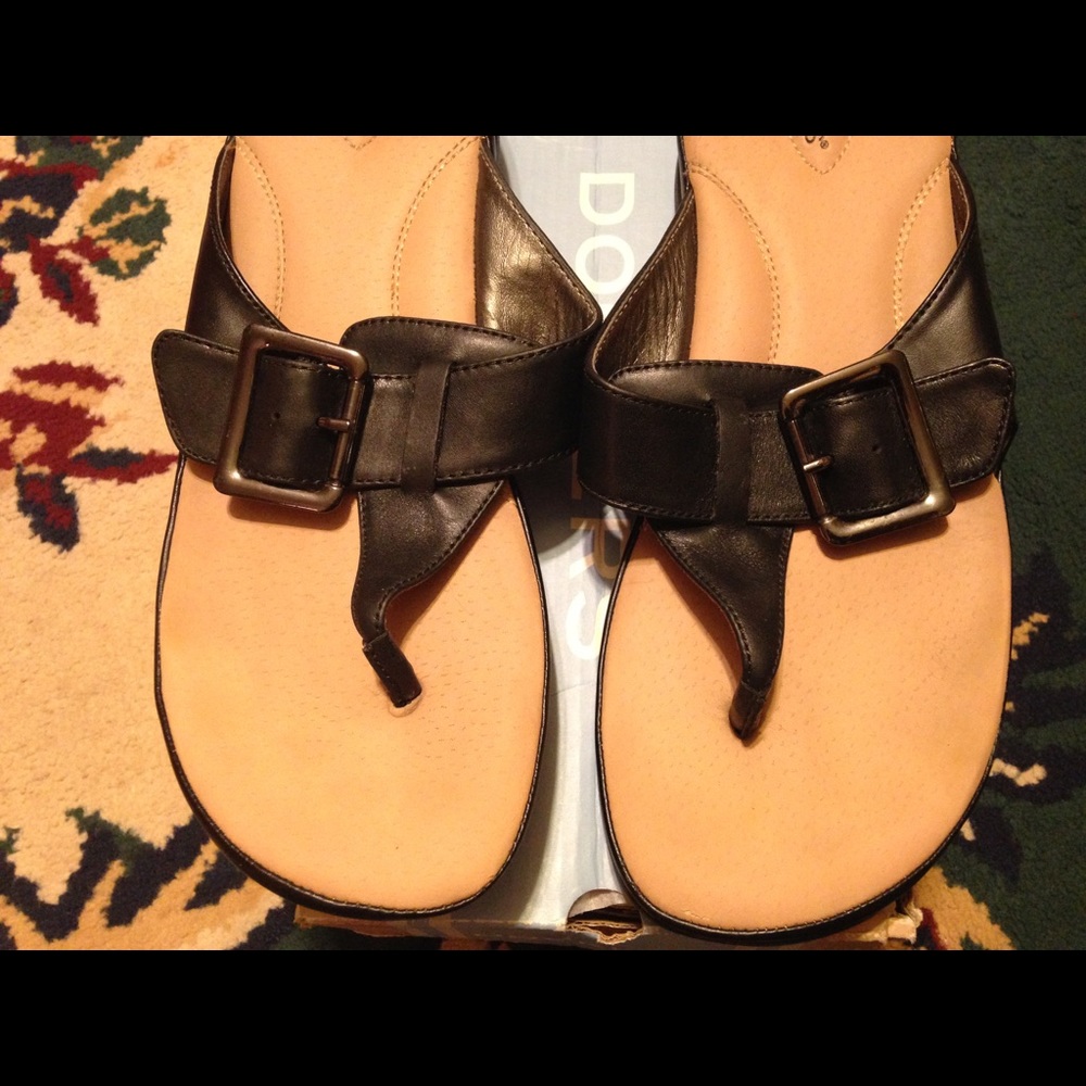 Dockers Sandals - Picture 2 of 6